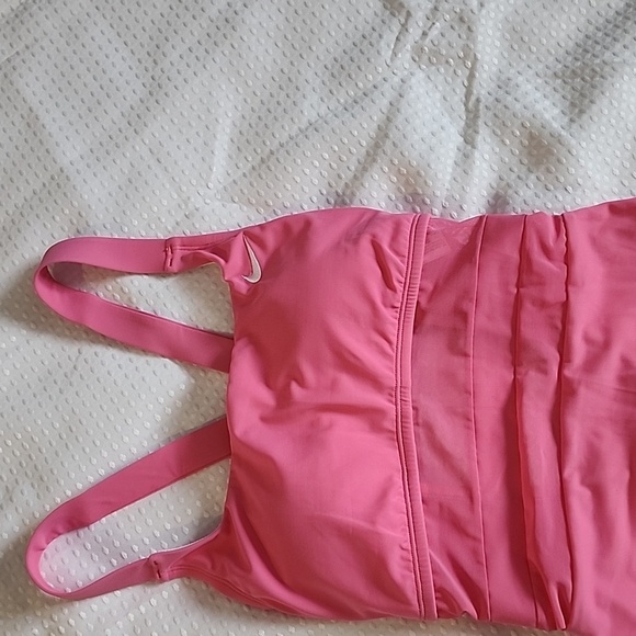 Nike brand one-piece swimsuit, pink, size M - Picture 5 of 10